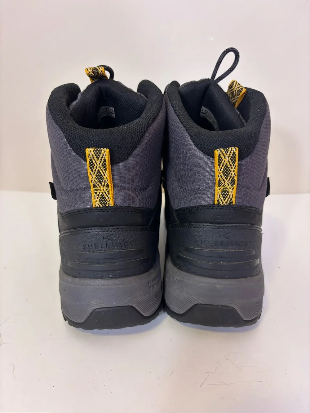 Keen Men’s Black and Gray Waterproof Trail Boots with Yellow Accents Men’s 12